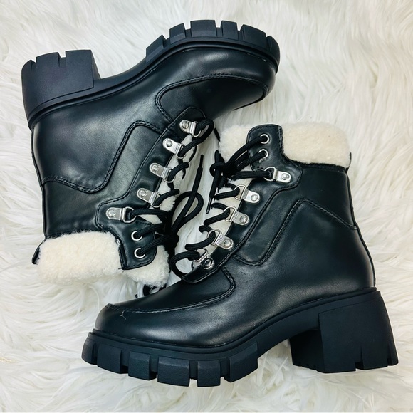 Black leather teddy fur boot - Picture 5 of 7